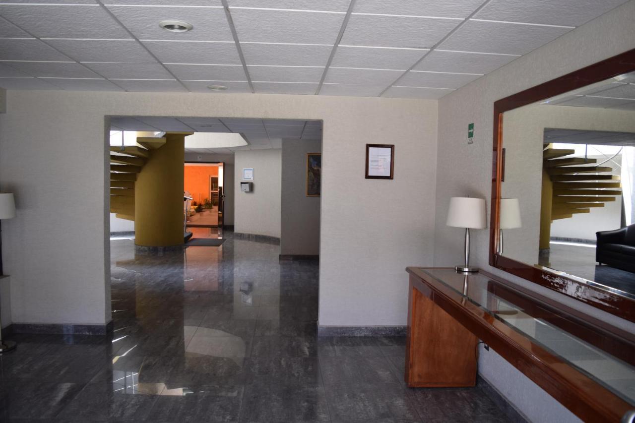 Hotel & Suites La Marquesa Toluca Exteriér fotografie