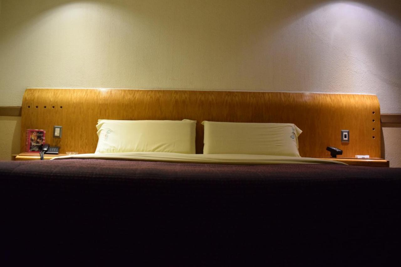 Hotel & Suites La Marquesa Toluca Exteriér fotografie