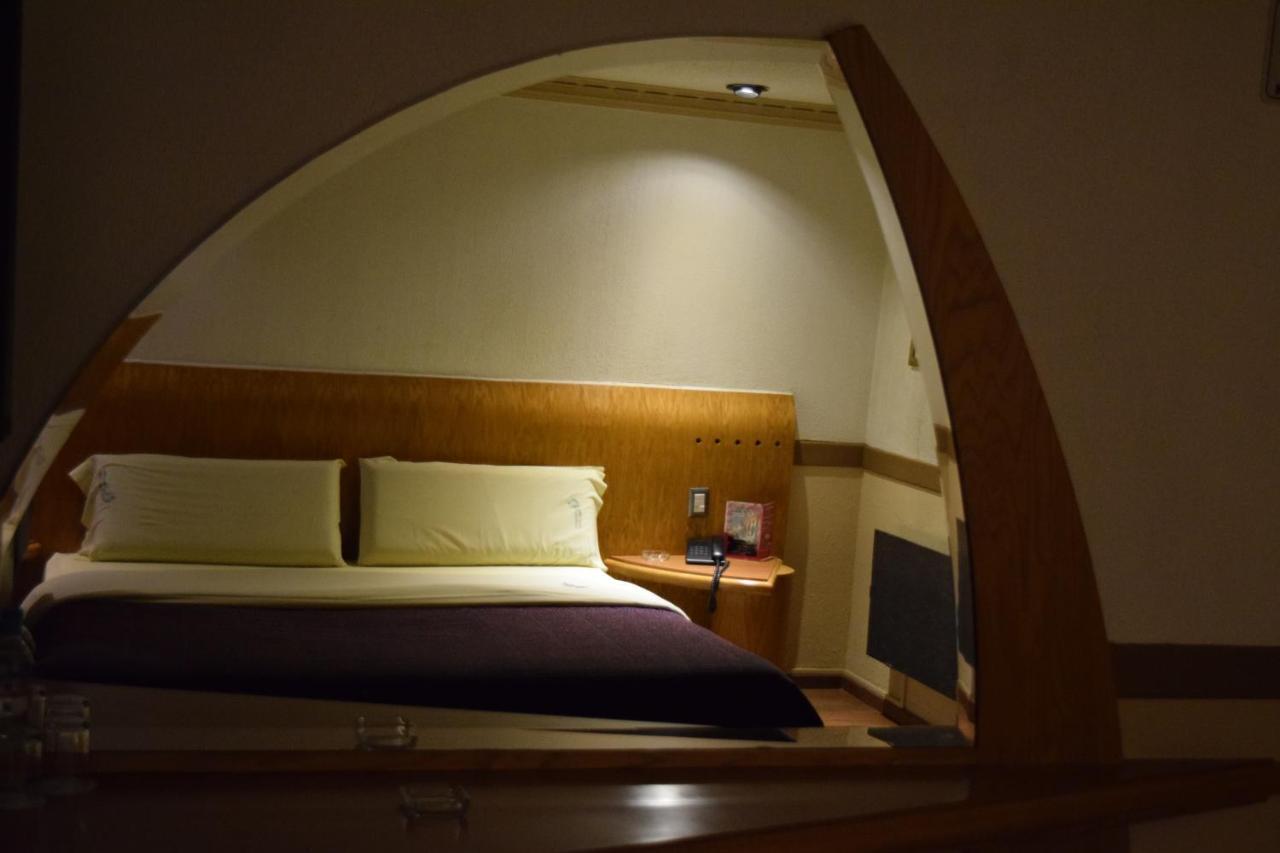 Hotel & Suites La Marquesa Toluca Exteriér fotografie