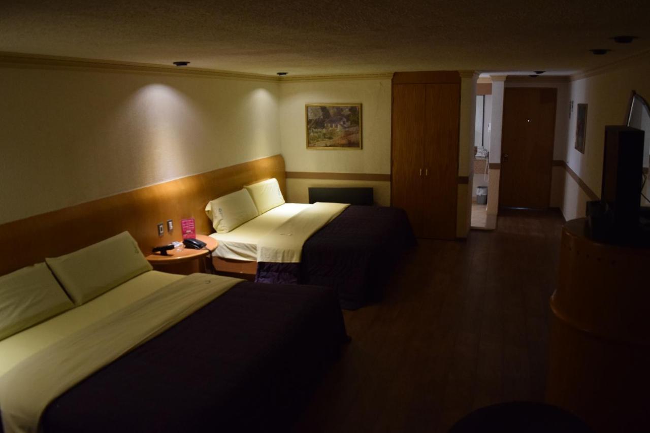 Hotel & Suites La Marquesa Toluca Exteriér fotografie